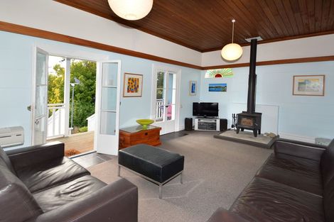 Photo of property in 30 Waikana Street, Broad Bay, Dunedin, 9014