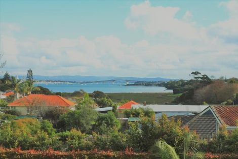 Photo of property in 32 Regent Street, Devonport, Auckland, 0624