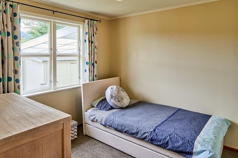 Photo of property in 10 Vista Grove, Kelson, Lower Hutt, 5010