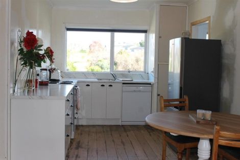 Photo of property in 32 Bickerstaffe Road, Maungaturoto, 0520