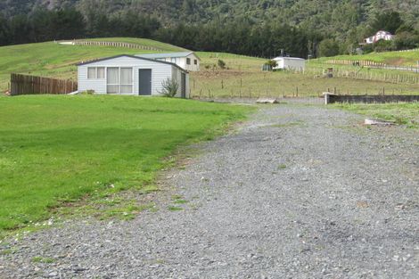 Photo of property in 2053 Whangarei Heads Road, Whangarei Heads, Whangarei, 0174