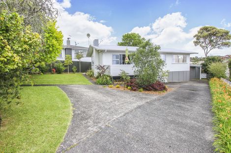 Photo of property in 26 Kirby Street, Glendene, Auckland, 0602