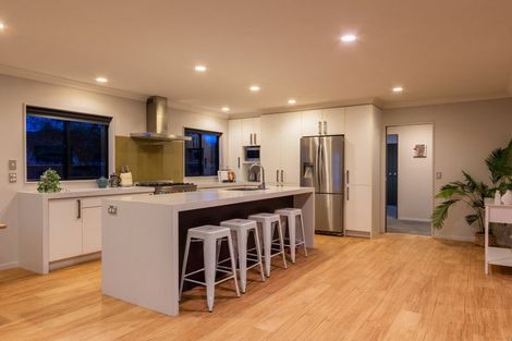 Photo of property in 20 Consort Close, Paraparaumu Beach, Paraparaumu, 5032