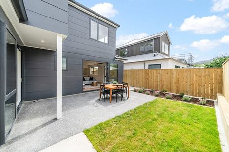 Photo of property in 47a Heretaunga Square, Silverstream, Upper Hutt, 5019