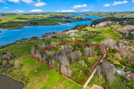 Photo of property in 364 Oneriri Road, Kaiwaka, 0573