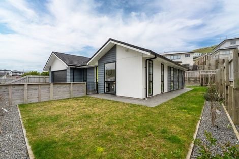 Photo of property in 52 Atherton Terrace, Churton Park, Wellington, 6037