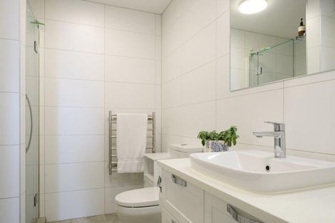 Photo of property in 184 Landmark Terrace, Orewa, 0931