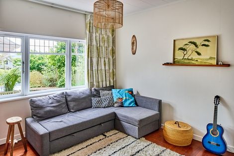 Photo of property in 337 Muritai Road, Eastbourne, Lower Hutt, 5013