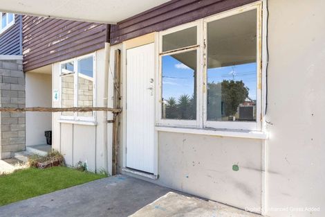 Photo of property in 4 Matipo Street, Castlecliff, Wanganui, 4501