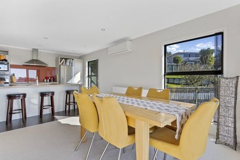 Photo of property in 11a Handley Place, Glen Avon, New Plymouth, 4312