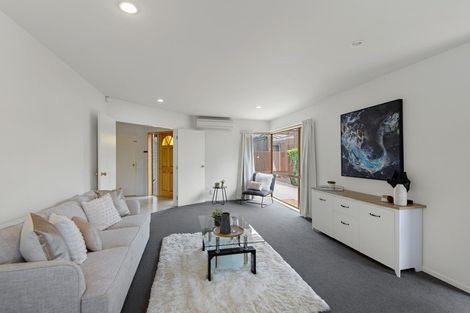 Photo of property in 28 Allard Street, Edgeware, Christchurch, 8013