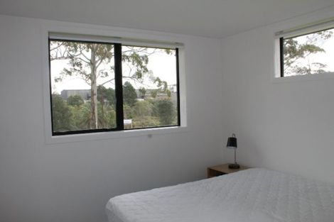 Photo of property in 7/83 Vodanovich Road, Te Atatu South, Auckland, 0610