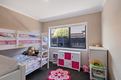 Photo of property in 19 Hineaari Street, Marshland, Christchurch, 8083