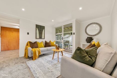 Photo of property in 91 Mountain Road, Henderson Valley, Auckland, 0612