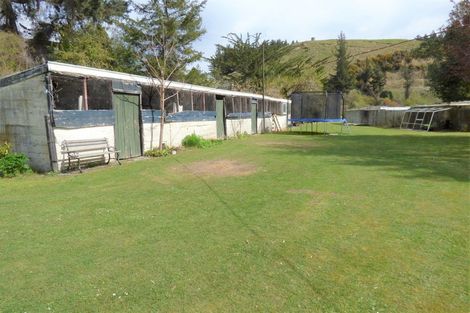 Photo of property in Old Mill Cottage, 2356 Herbert-hampden Road, Herbert, Oamaru, 9495