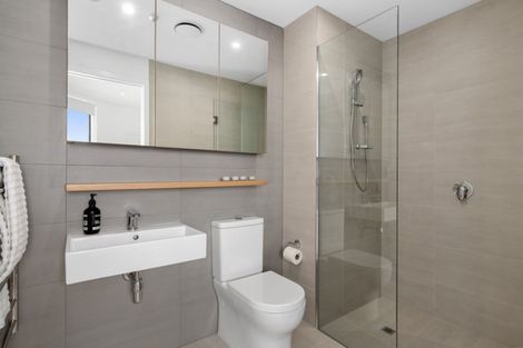 Photo of property in 304/8b Lake Pupuke Drive, Takapuna, Auckland, 0622