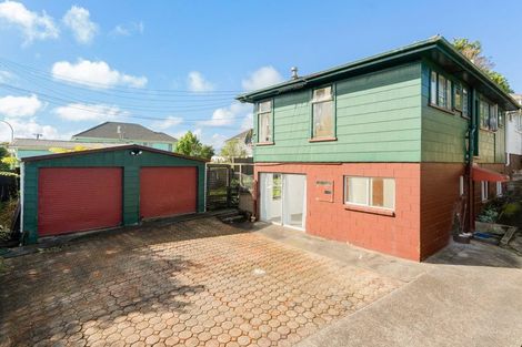 Photo of property in 1/22 Captain Scott Road, Glen Eden, Auckland, 0602