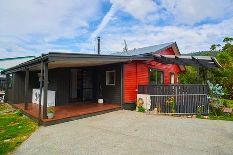 Photo of property in 716 Seven Mile Road, Runanga, 7803