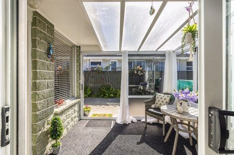 Photo of property in 2/14 Apollo Place, Papanui, Christchurch, 8052