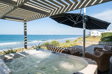 Photo of property in 151 Pukehina Parade, Pukehina, Te Puke, 3189