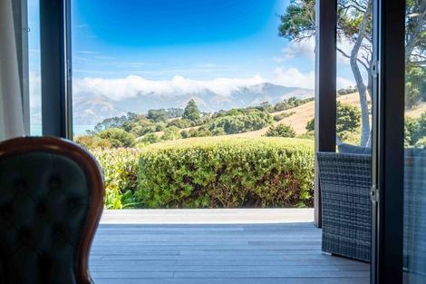 Photo of property in 6890 Christchurch Akaroa Road, Takamatua, 7581