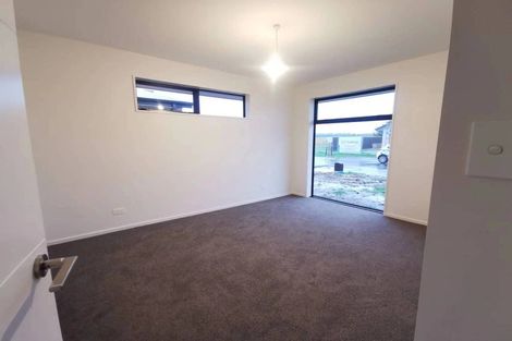Photo of property in 20 Te Kanawa Lane, Rolleston, 7615