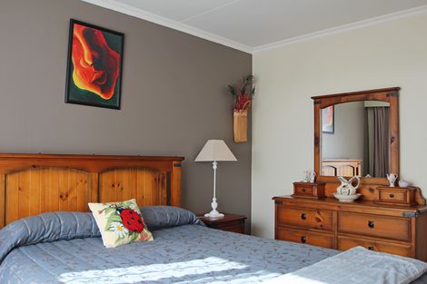 Photo of property in 7 Kenilworth Road, Oamaru North, Oamaru, 9400