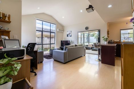 Photo of property in 22 Pyrite Street, Westgate, Auckland, 0614