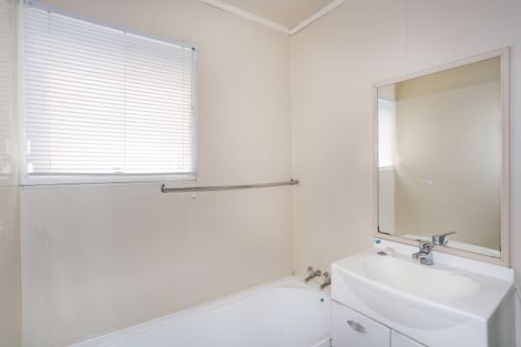 Photo of property in 7 Volante Avenue, Wattle Downs, Auckland, 2103