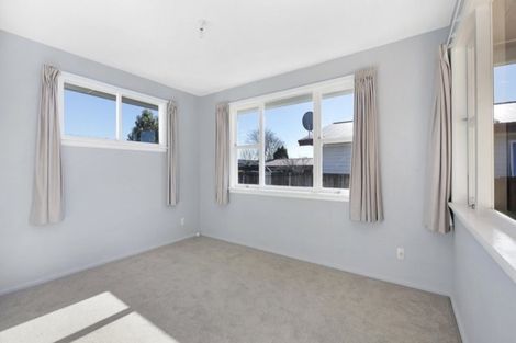 Photo of property in 19 Moyna Avenue, Dallington, Christchurch, 8061