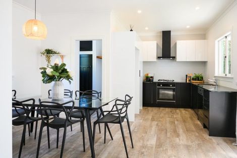 Photo of property in 31 Dunk Place, Milson, Palmerston North, 4414