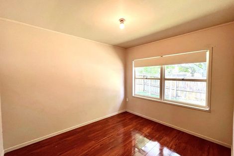 Photo of property in 2/1 Snell Place, Pakuranga, Auckland, 2010