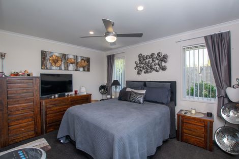 Photo of property in 7 Leet Crescent, Papamoa Beach, Papamoa, 3118