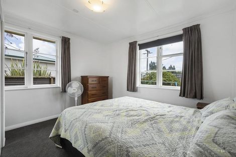 Photo of property in 10 Okoroire Street, Tirau, 3410
