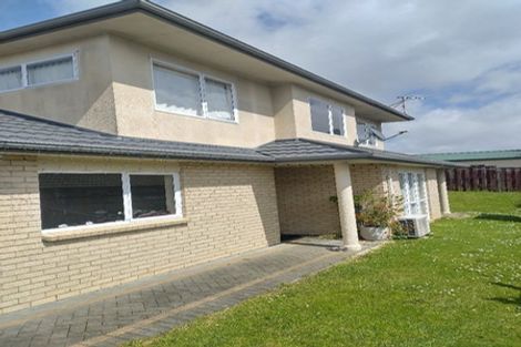 Photo of property in 2/10 Saints Court, Manurewa, Auckland, 2102