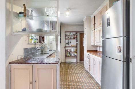 Photo of property in 19 Renton Road, Mount Albert, Auckland, 1025