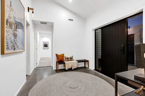 Photo of property in 54 Fernbrook Drive, Hurworth, New Plymouth, 4310