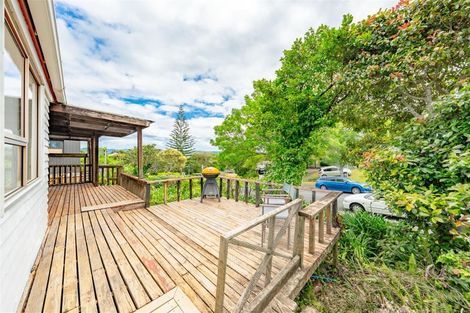 Photo of property in 31 Takapu Street, Henderson, Auckland, 0612