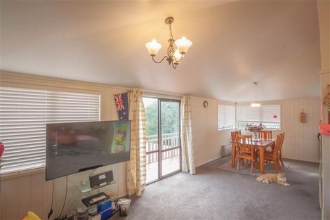 Photo of property in 2/46 Eversleigh Road, Belmont, Auckland, 0622