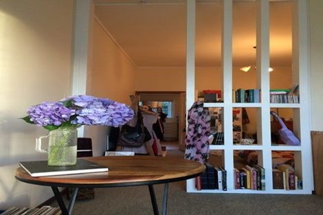 Photo of property in 1/27 Brougham Street, Mount Victoria, Wellington, 6011