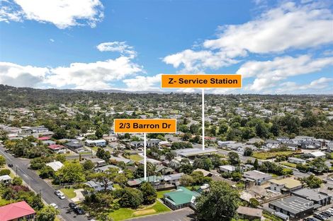 Photo of property in 2/3 Barron Drive, Green Bay, Auckland, 0604