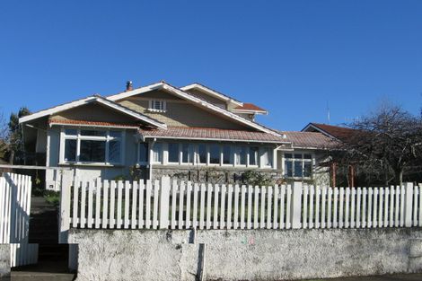 Photo of property in 30 Fitzroy Road, Bluff Hill, Napier, 4110