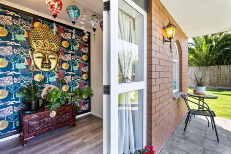 Photo of property in 11 Matai Place, Hawera, 4610