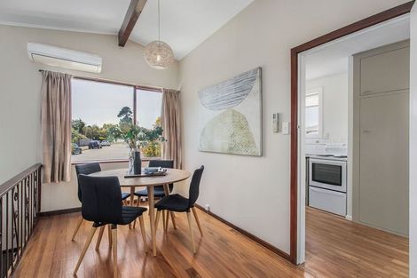 Photo of property in 21 Rosanna Place, Aranui, Christchurch, 8061