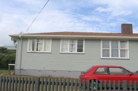 Photo of property in 2 Wharekauri Street, Strathmore Park, Wellington, 6022