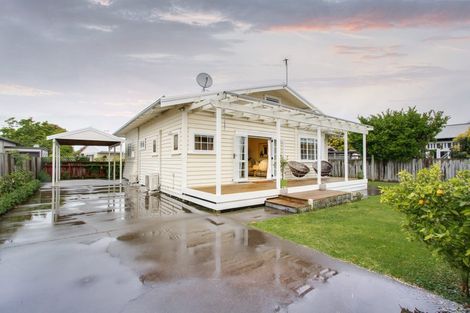 Photo of property in 14 Mcvay Street, Napier South, Napier, 4110
