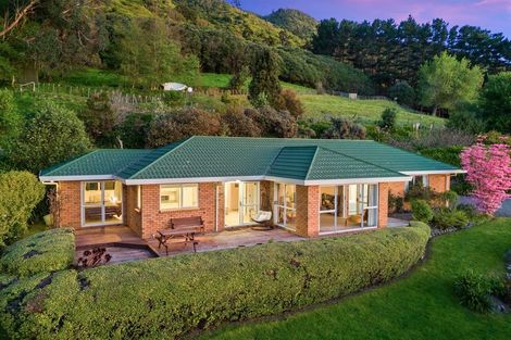 Photo of property in 227 Huia Street, Waikanae, 5391