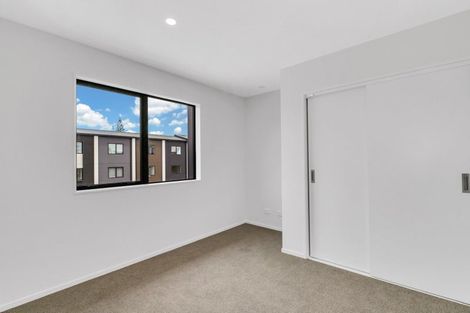 Photo of property in 49 Jabuka Street, Glen Eden, Auckland, 0602