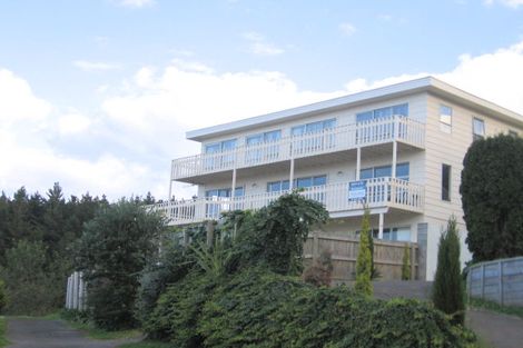 Photo of property in 143 Tuna Place, Onemana, Whangamata, 3691