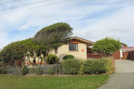 Photo of property in 2 Anderson Street, Kakanui, Oamaru, 9495